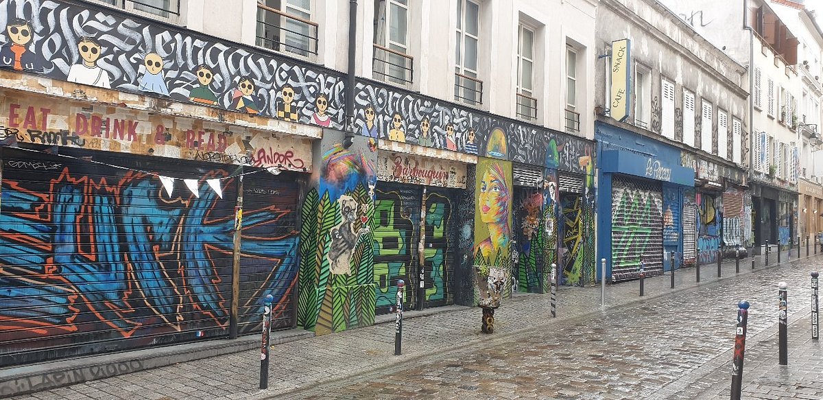 Rue Denoyez street art